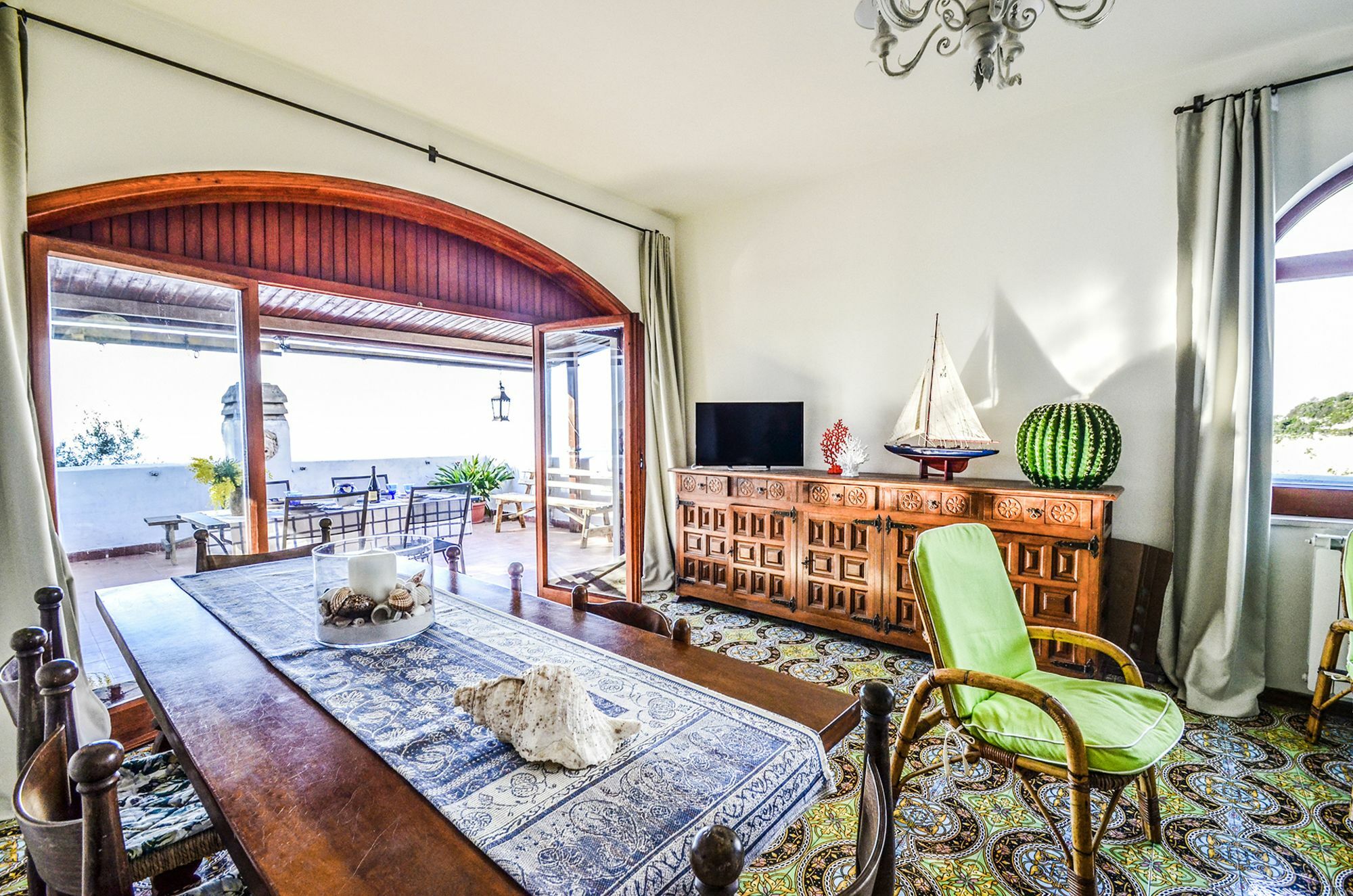 Amore Rentals - Casa Marisa มัสซาลูเบรนเซ ภายนอก รูปภาพ