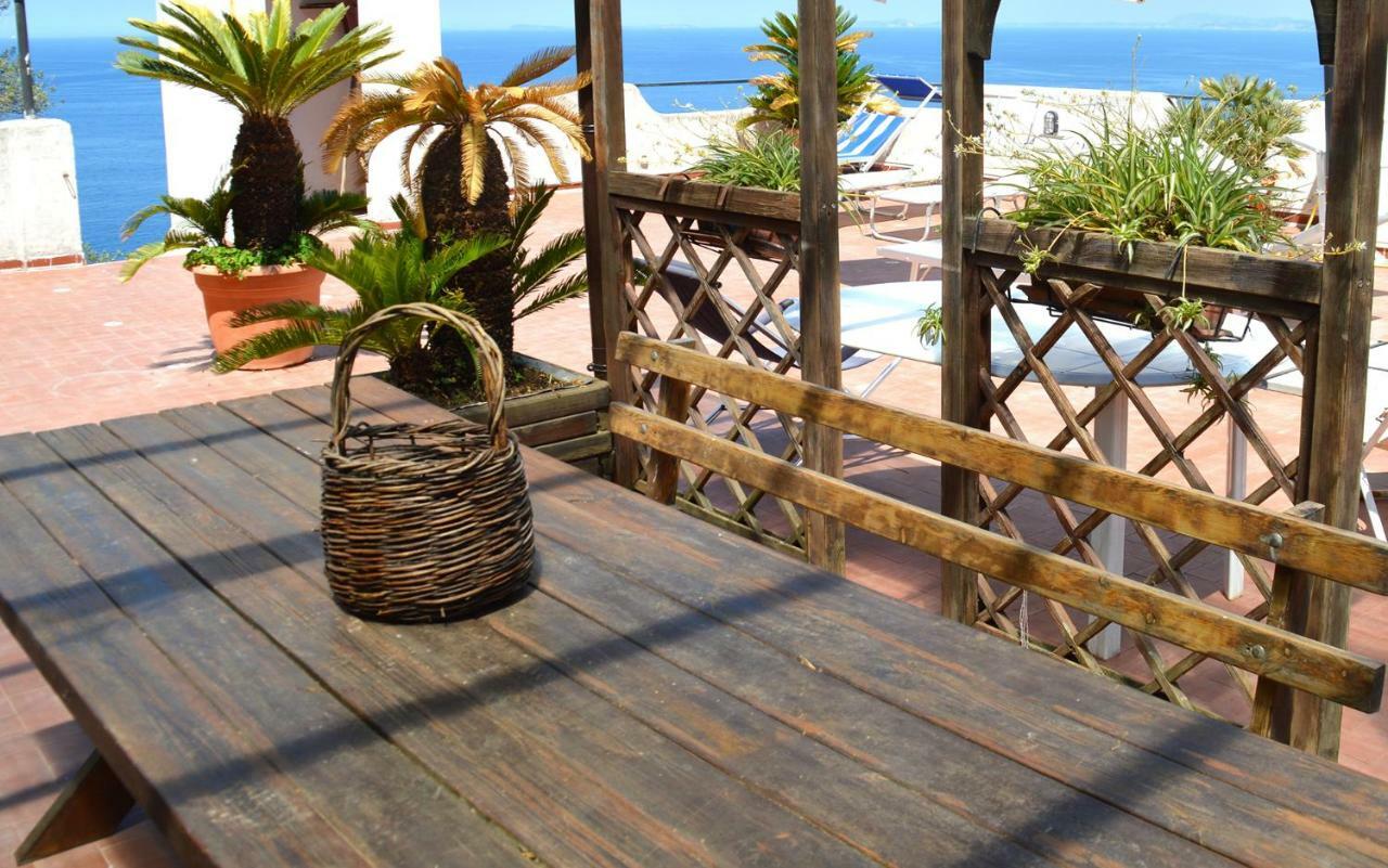 Amore Rentals - Casa Marisa มัสซาลูเบรนเซ ภายนอก รูปภาพ